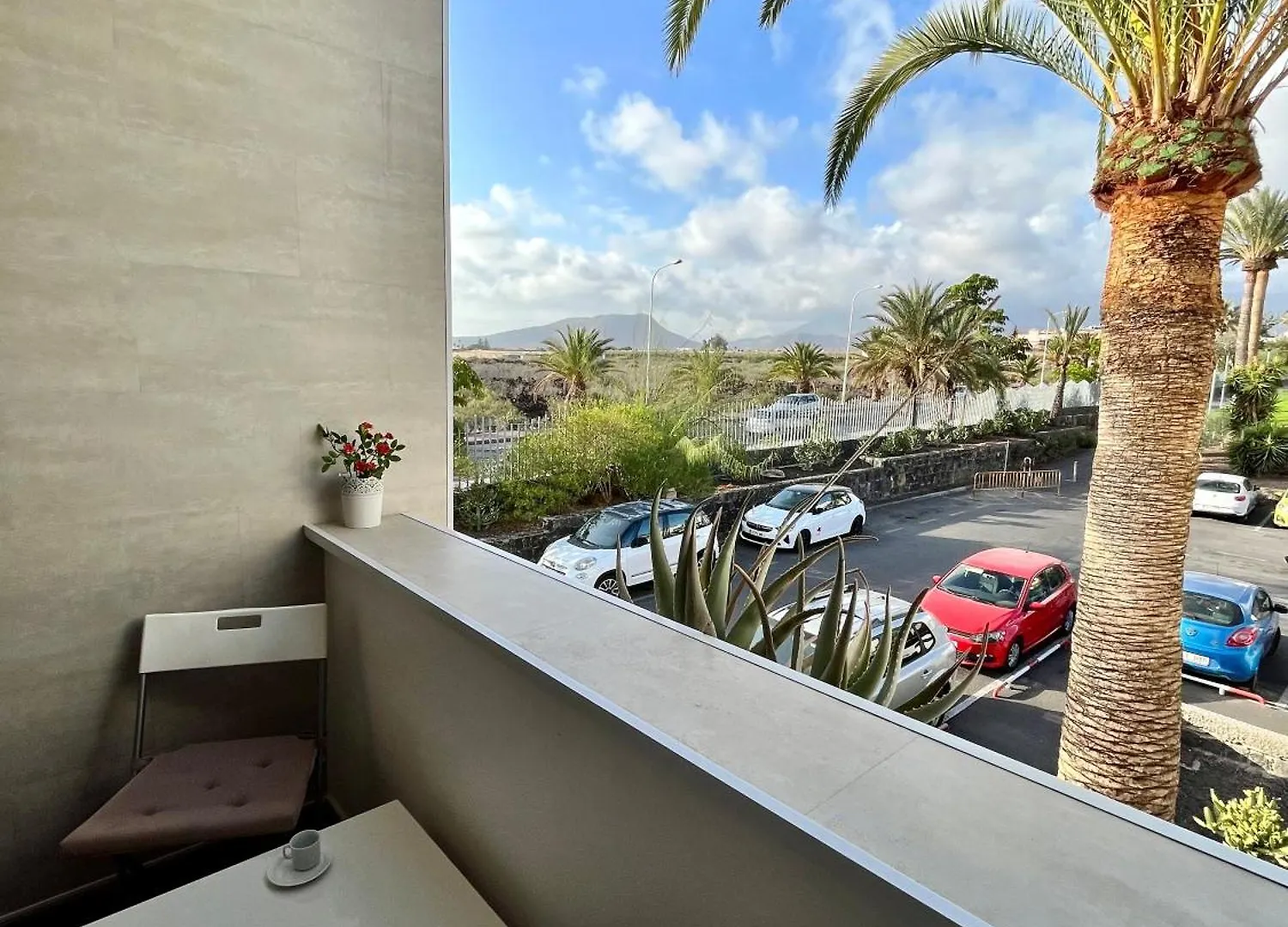 Primavera Holiday Apartment Arona