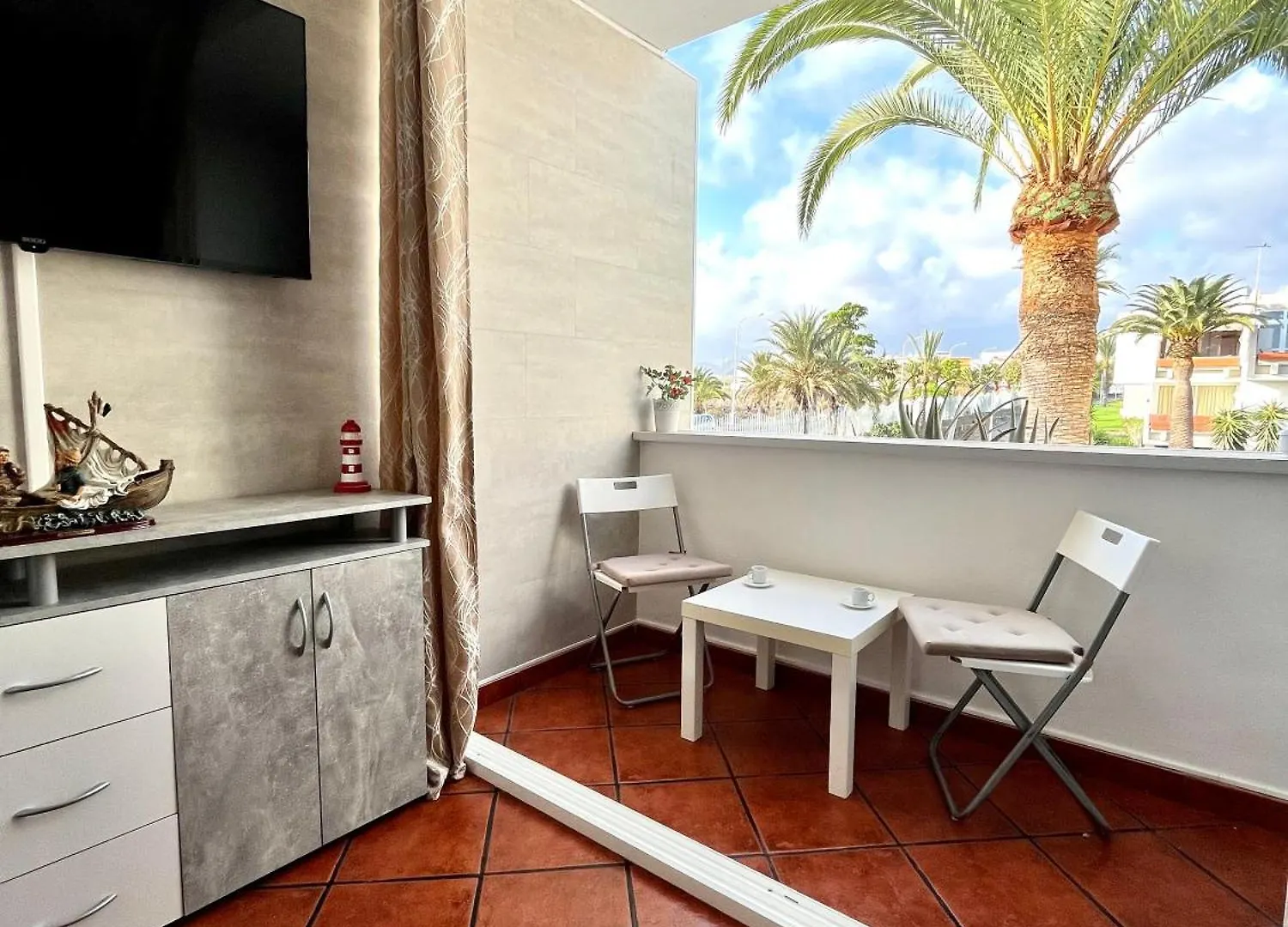 Primavera Holiday Apartment Arona  0*, Arona (Tenerife) İspanya